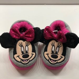 Mini Mouse Slippers Size 5/6.